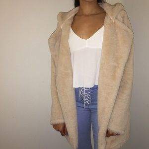 Brandy Melville faux fur coat